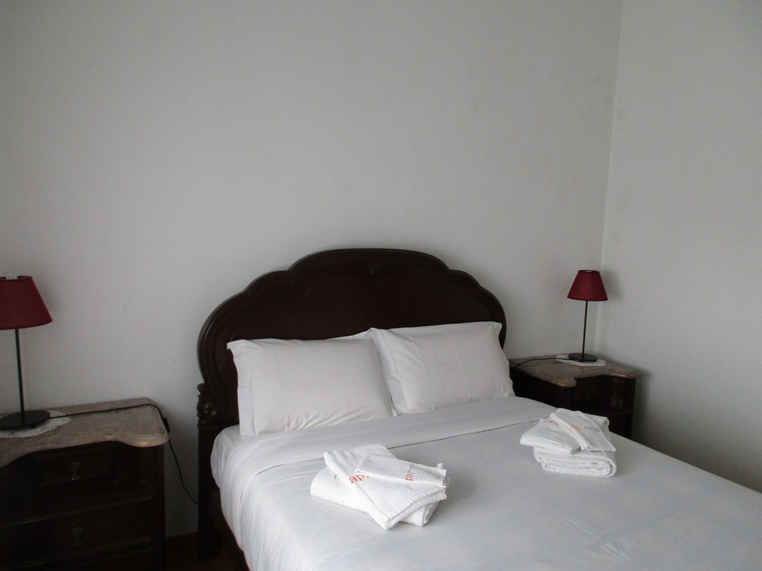 Room Overlooking The Garden(Single Bed) - 1
