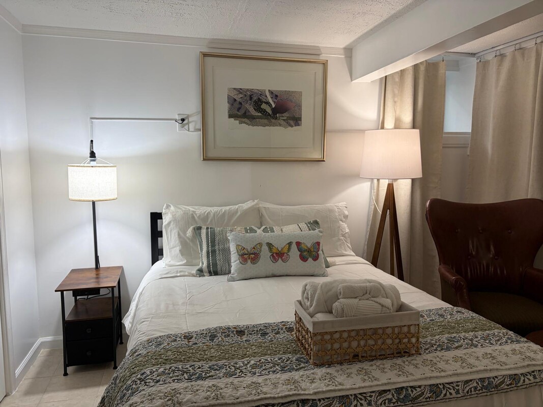 Delta Room - Basement(Full Room) - 1