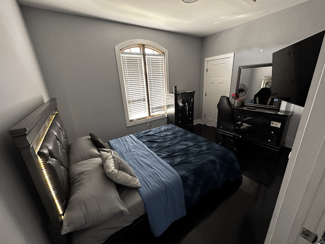  Room 2(Single Bed)  -  Luxury and Modern 1-Bedroom near Ai  - Gallery -  1