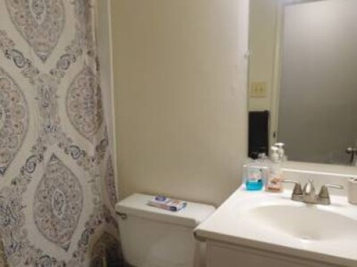 Beautiful 1 Bedroom close to Harbor
