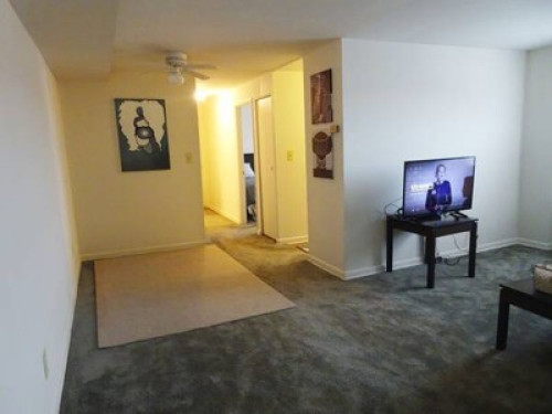 Beautiful 1 Bedroom close to Harbor