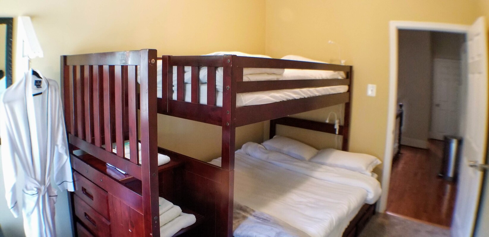  Bunk Bed Suite (Full Room)  -  Historic Park Avenue  - Gallery -  1