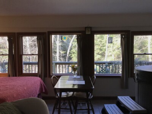 Stream View Room 