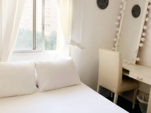 Private room + wifi + tv in vlc - Gallery - 8