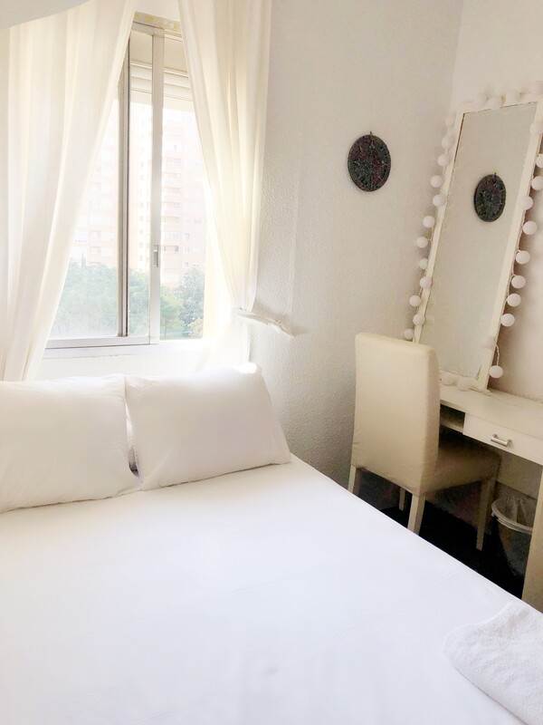 Room With Double Bed And Tv(Full Room) - 1
