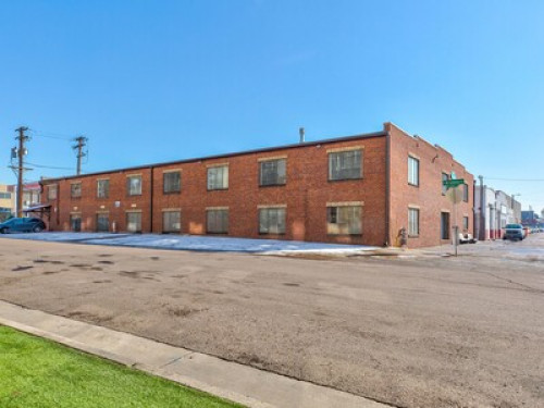 Artist Warehouse Flat - Gallery - 12