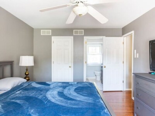 Quiet, clean suburban home - Gallery - 38