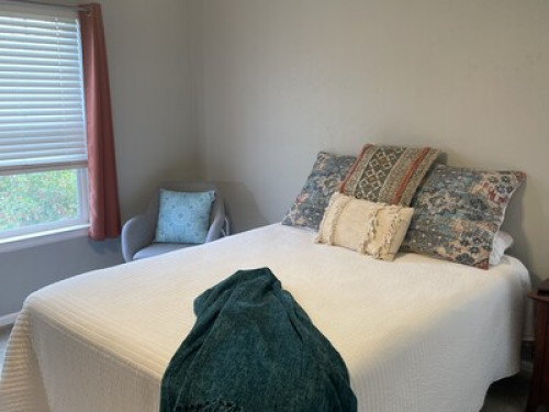 One bedroom with private bath  - Gallery - 10