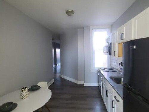 CHIC PHILLY URBAN OASIS  SUITE #2   - Gallery -  5