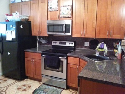 Beautiful 3bdrm 2 bathroom Row Home  - Gallery -  5