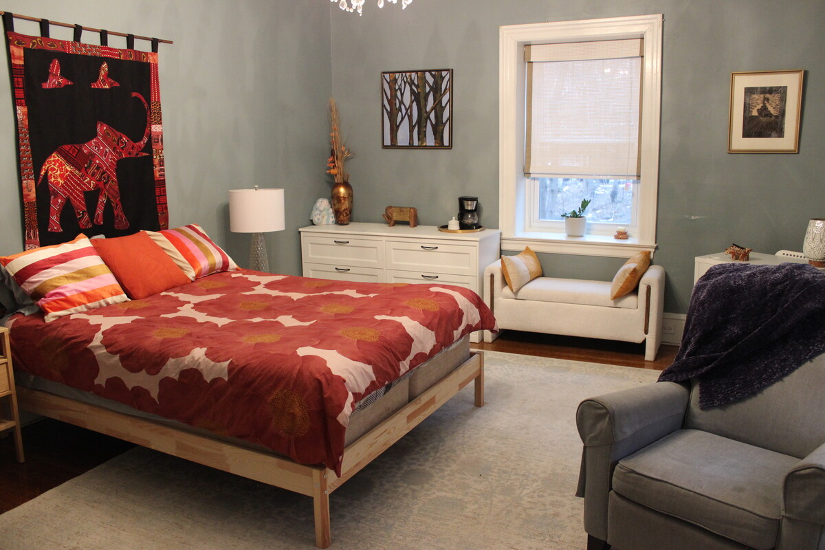 Great Room(Full Room) - 1