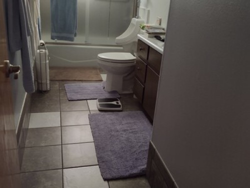 Single Bedroom w/ Private Bathroom 