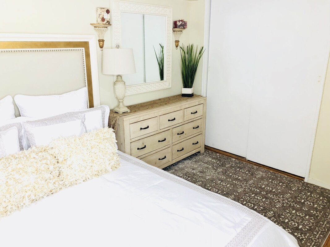  Standard Room (Full Room)  -  Gratitude is the key to happiness!  - Gallery -  1