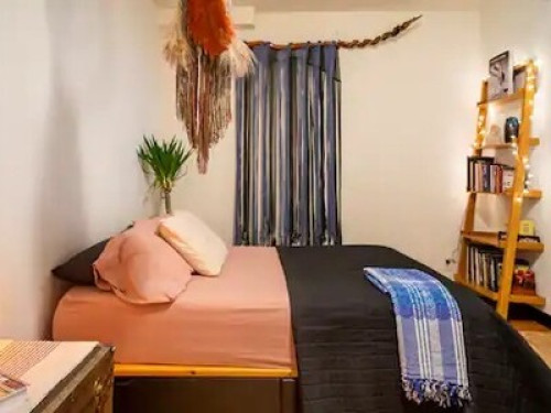 Cozy Large 1 Bd in a 3 Bd Loft