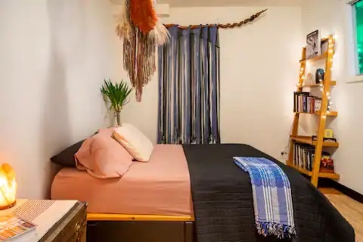 Cozy 1 BR In A 3 BR Loft(Full Room) - 1