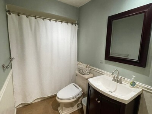Private Room & Bath for 1-4 mo rent
