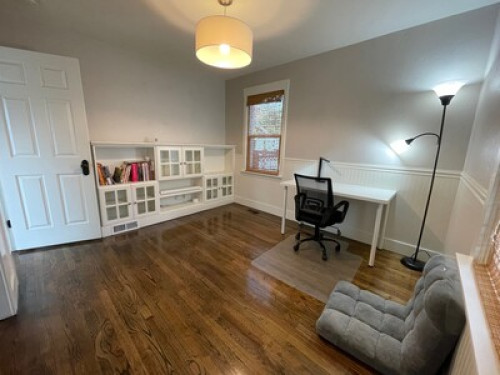 Private Room & Bath for 1-4 mo rent