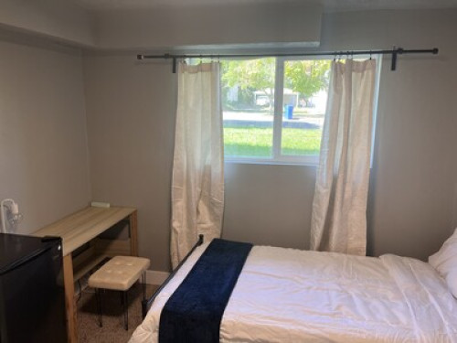 Private Fully Furnished Room - Gallery - 12