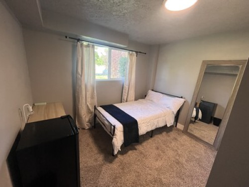 Private Fully Furnished Room - Gallery - 10