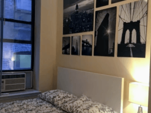 NYC Home Away from Home  * FEMALES OR COUPLE ONLY* - Gallery - 25