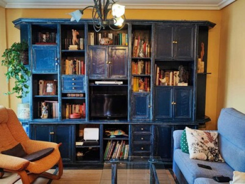 RENT ROOM IN CARING FAMILY