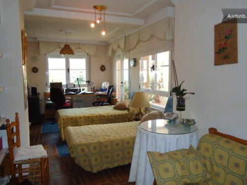 Lover of music, good food