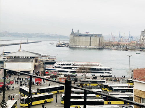 Kadıköy’ün merkezindeki evim
