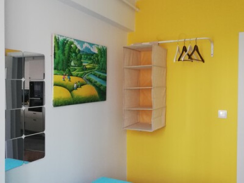 A minimal room in central location