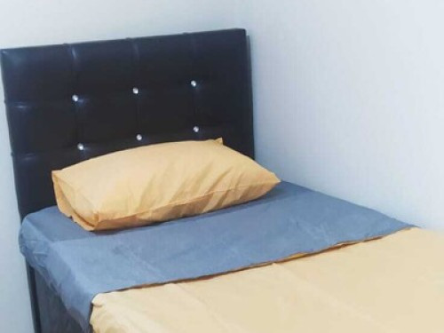 Single Rooms - Gallery - 16