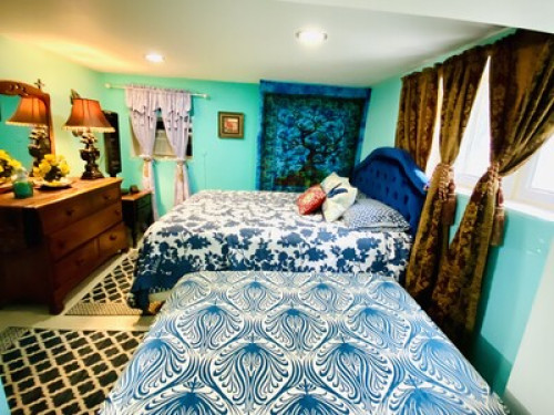 Beautiful &safe house 420Friendly