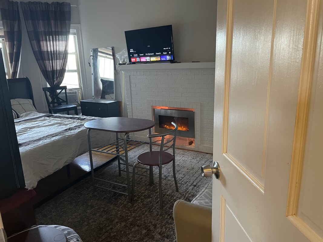 Cozy Chicago Private Room (Single Bed) - 1