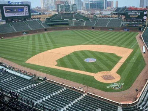 Wrigleyville Suite/Cubs Cave
