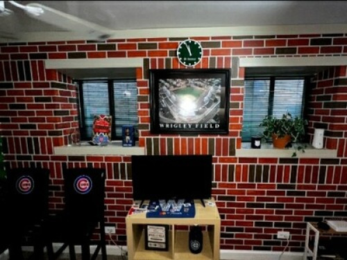 Wrigleyville Suite/Cubs Cave