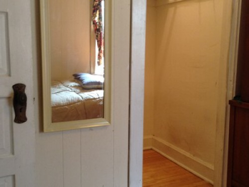 Lovely Room, Nice Home, W/Amenities  - Gallery -  5