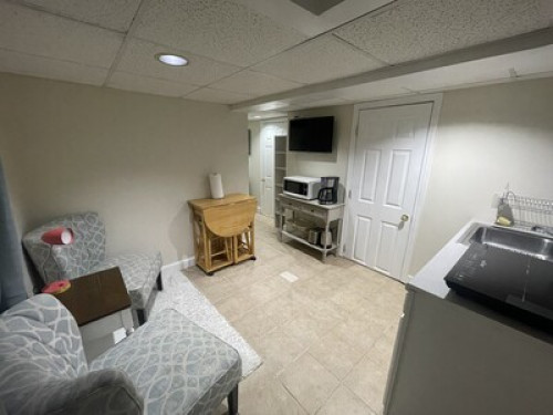 A HOME AWAY FROM HOME - Gallery - 6