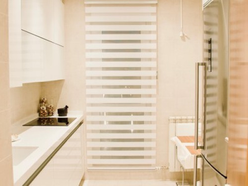 Stay with us! Females only