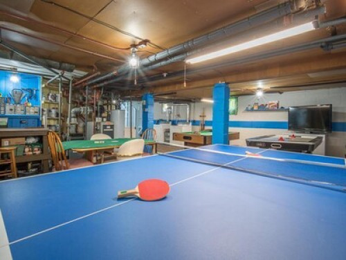 Awesome Upper Duplex in Bay View  - Gallery - 14