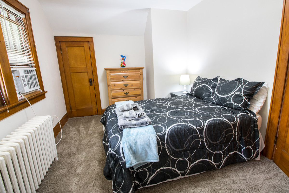 City Side Room(Single Bed) - 1