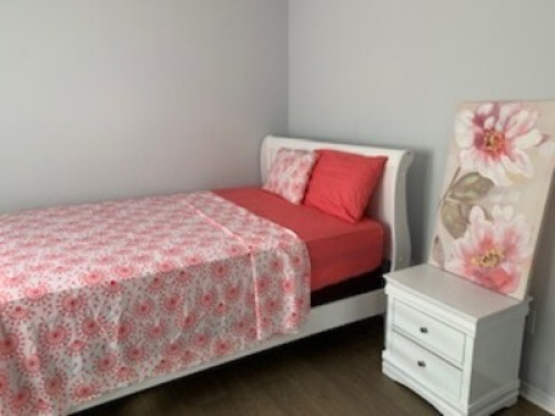 Affordable Rooms in Friendly Home - Gallery - 12