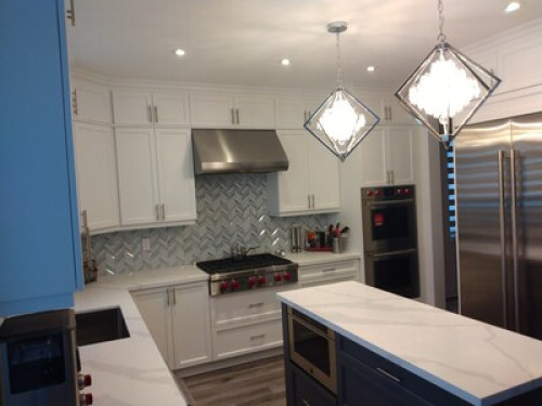 Beautiful Executive Ensuite bedroom - Gallery - 12