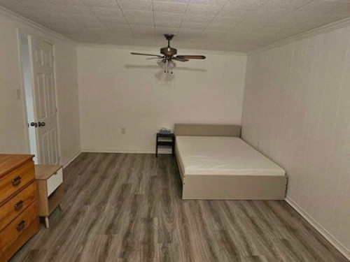 Master bedroom size at the basement