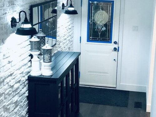 Private room available with family 