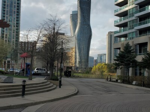 1 bedroom (private) in shared condo