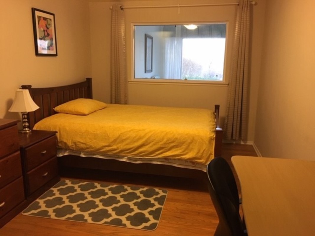 The Only Independent Bed Room In First Floor(Full Room) - 1