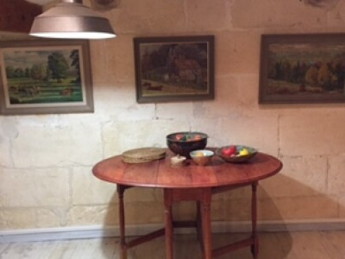 Beautiful house in vibrant town 