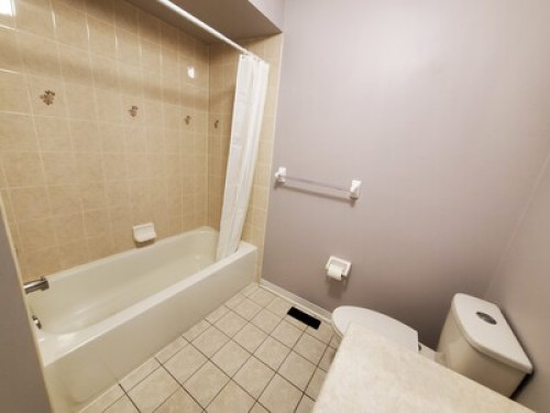 Beautiful Private Room Brampton! 