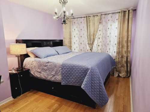 Guest Room - Gallery - 9
