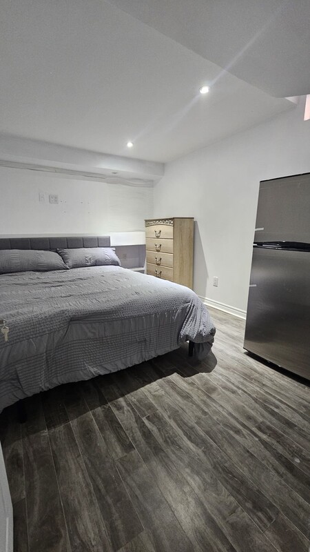  Basement Rm 3(Full Room)  -  Guest Room  - Gallery -  1