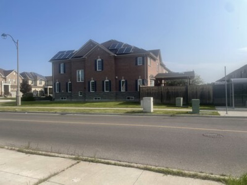 Rooms in Castlemore and Goreway dri - Gallery - 7