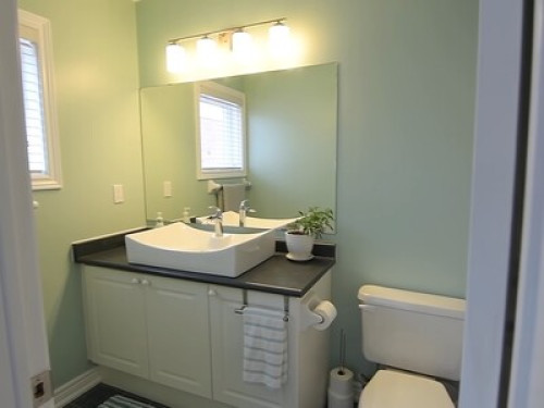 1 bedroom 2nd floor